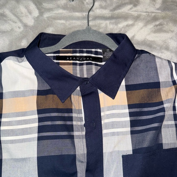 Sean John Men's Plaid Shirt in Navy, White, and Yellow - Picture 2 of 5